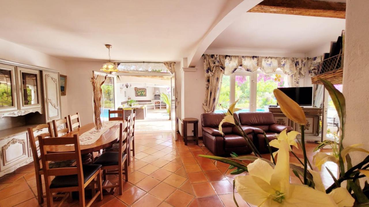 Villa Provencale A Sainte Maxime, Golf De Saint Tropez Exterior foto